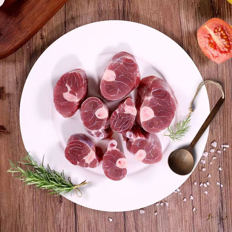 特价中 羊腿肉 800g 特价1642日元(切块小羊腿肉)羊前腿カット 澳大利亜産 冷凍品