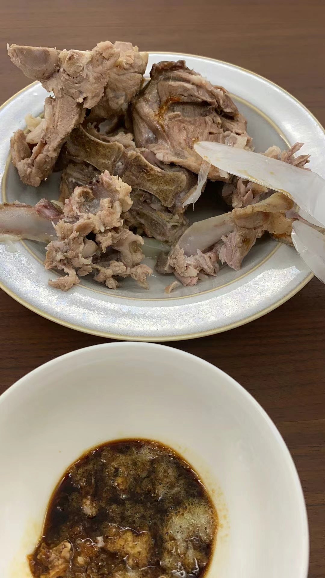 单品包邮 猪脊骨 10kg 豚肩骨 豚脊骨 日本国産 送料無料(北海道、沖縄を除く)