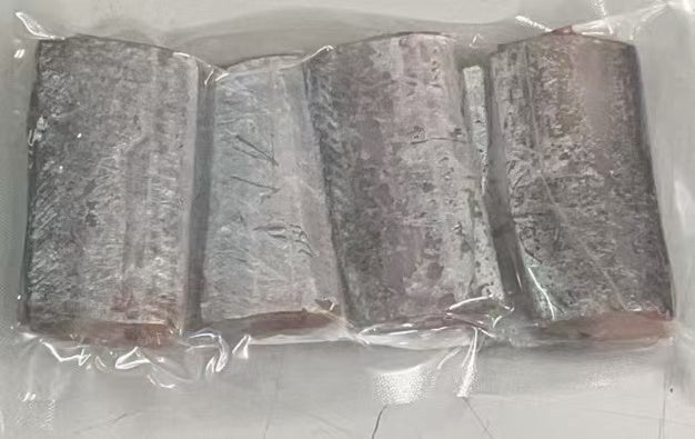 太刀魚 内臓抜 帯魚 300g 越南产 冷凍品