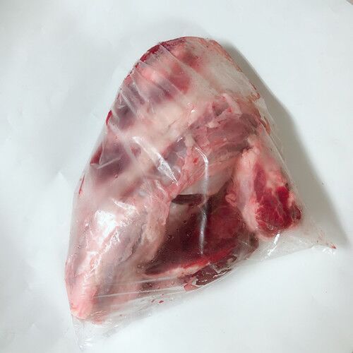 生牛腱肉 1KG 每块大小不一样 金额不一样 按照实际重量称 摩西哥，波兰産 冷凍品