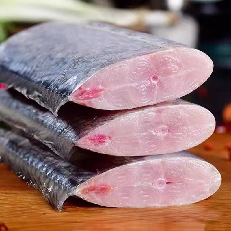 太刀魚 内臓抜 帯魚 300g 越南产 冷凍品