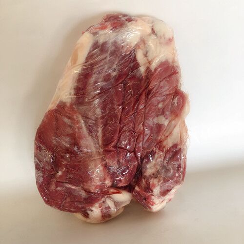 生牛腱肉 1KG 每块大小不一样 金额不一样 按照实际重量称 摩西哥，波兰産 冷凍品