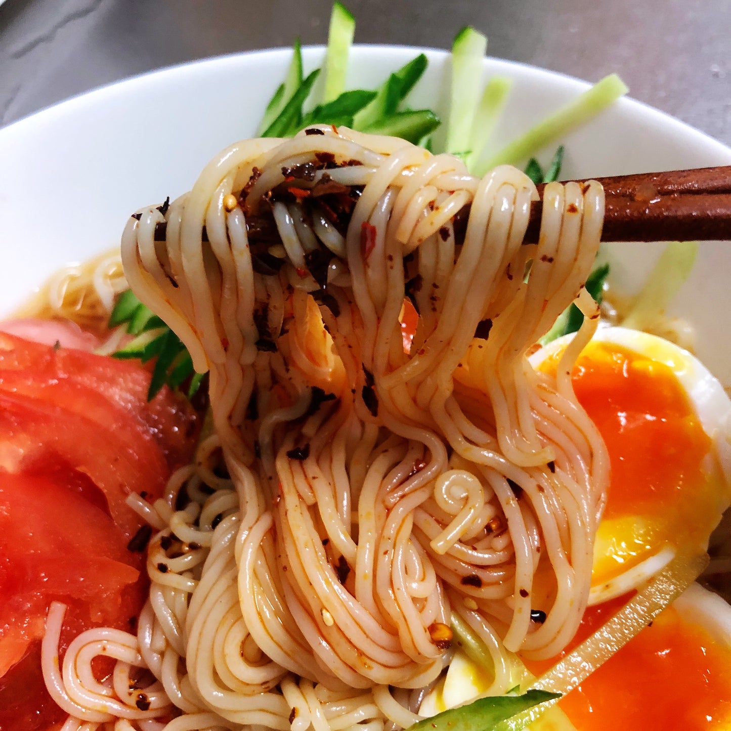 亮哥蜂蜜大冷面 咸口 日本国内加工 [冷蔵・冷凍食品]